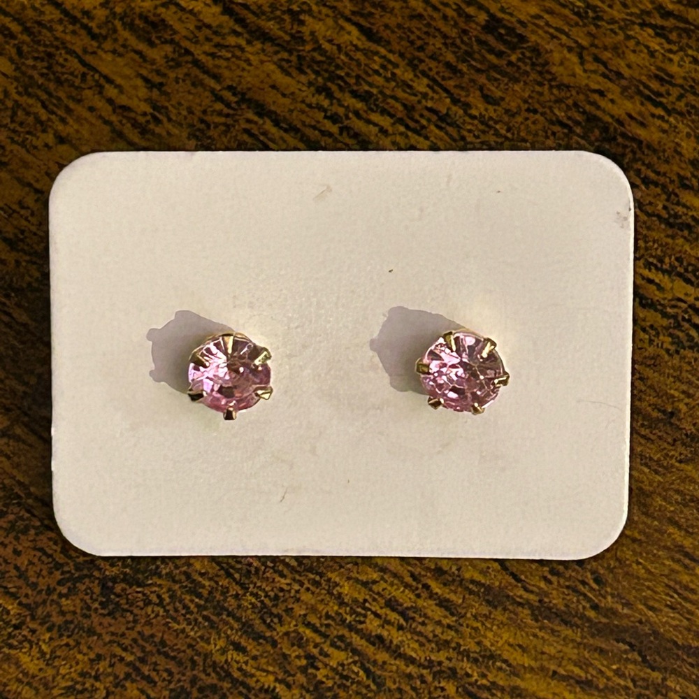 ❤️ ⭐ Pink Stud Earrings - Picture 4 of 4